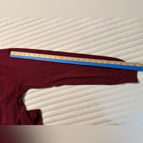 Lobo by “Pendleton “Burgundy Turtleneck - Maroon Long Sleeve Top Size: L (i9 - Picture 10 of 11